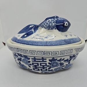 Vintage Koi Carp Blue & White Porcelain Chinese Double Happiness Dish w/Lid